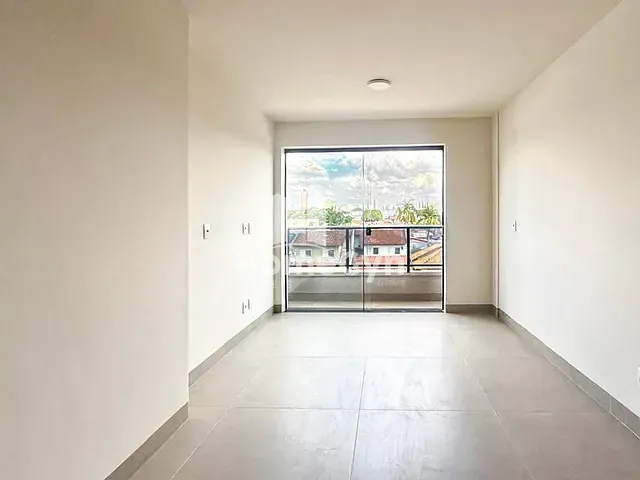 Apartamento 2 quartos e 1 banheiro, para alugar, no bairro Jardim América em Goiânia