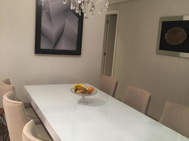 Foto do Apartamento - Apartamento à venda 3 Quartos, 1 Suite, 2 Vagas, 156M², Residencial do Lago, Londrina - PR | Edifício Crystal Place | Aurora Imobi