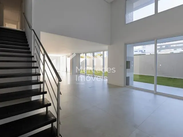 Apartamento 3 quartos e 4 banheiros, à venda, no bairro Praia Brava de Itajaí em Itajaí