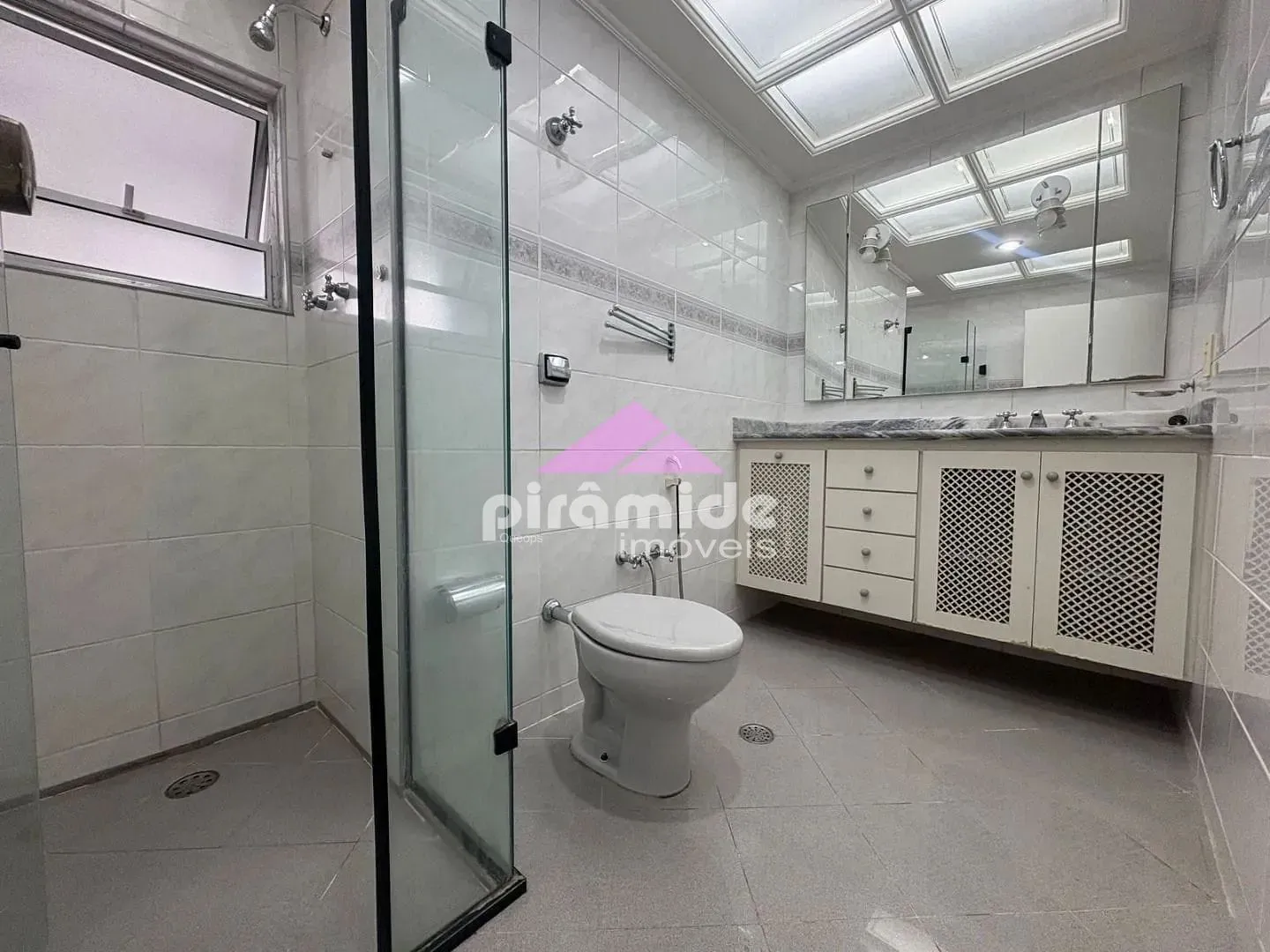 Apartamento, 4 quartos, 215 m² - Foto 21