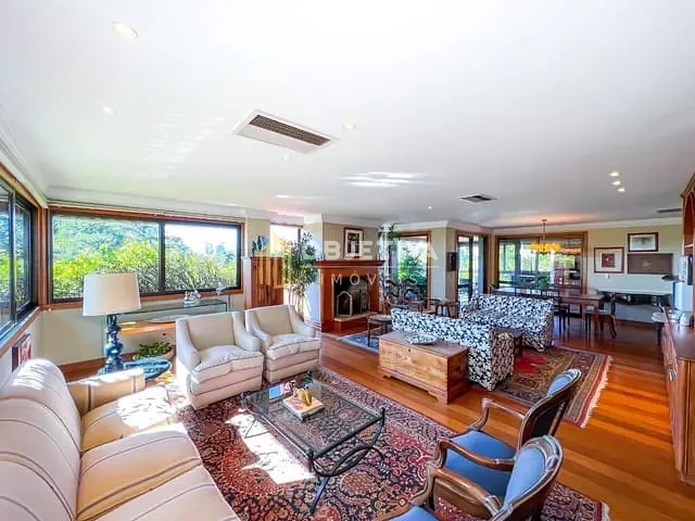 Apartamento com 318m² 3 quartos e 5 banheiros, à venda, no bairro Passo da Areia em Porto Alegre