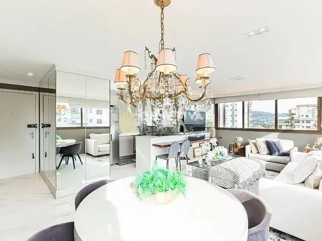 Apartamento 2 quartos e 3 banheiros, à venda, no bairro Petrópolis em Porto Alegre