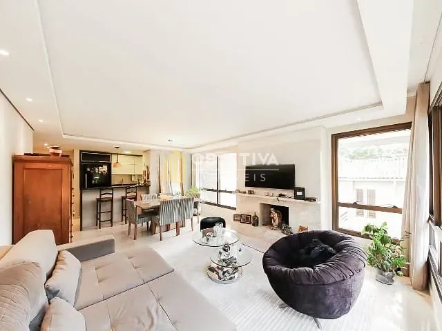 Apartamento 2 quartos e 2 banheiros, à venda, no bairro Petrópolis em Porto Alegre