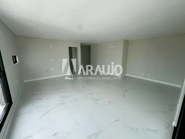 Apartamento 2 quartos e 2 banheiros, à venda, no bairro Centro em Itajaí