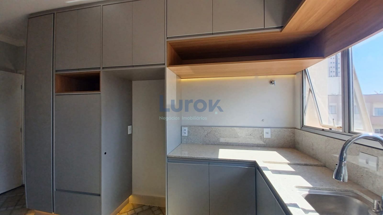 Apartamento à venda com 3 quartos, 126m² - Foto 14