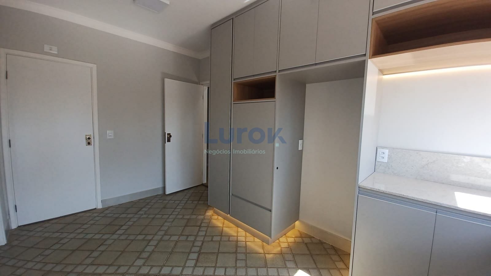 Apartamento à venda com 3 quartos, 126m² - Foto 15