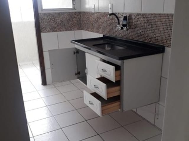 Apartamento 2 quartos e 2 banheiros, à venda, no bairro Parque Santo Antônio em Taubaté