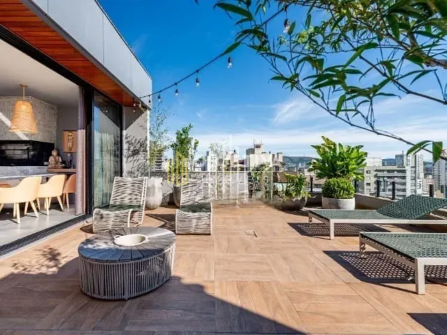 Apartamento 4 quartos e 5 banheiros, à venda, no bairro Petrópolis em Porto Alegre