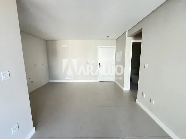 Apartamento 2 quartos e 3 banheiros, à venda, no bairro Centro em Itajaí