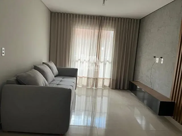 Apartamento com 64m² 2 quartos e 1 banheiro, à venda ou para alugar, no bairro Santa Cruz em Guarapuava