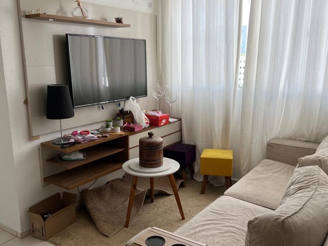 Apartamento 2 quartos e 1 banheiro, à venda ou para alugar, no bairro Vargem Grande em Rio de Janeiro