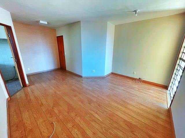 Foto do Apartamento - Apartamento para aluguel de 03 quartos com 02 vagas cobertas no bairro Santo André | Laris imóveis