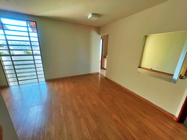 Foto do Apartamento - Apartamento para aluguel de 03 quartos com 02 vagas cobertas no bairro Santo André | Laris imóveis