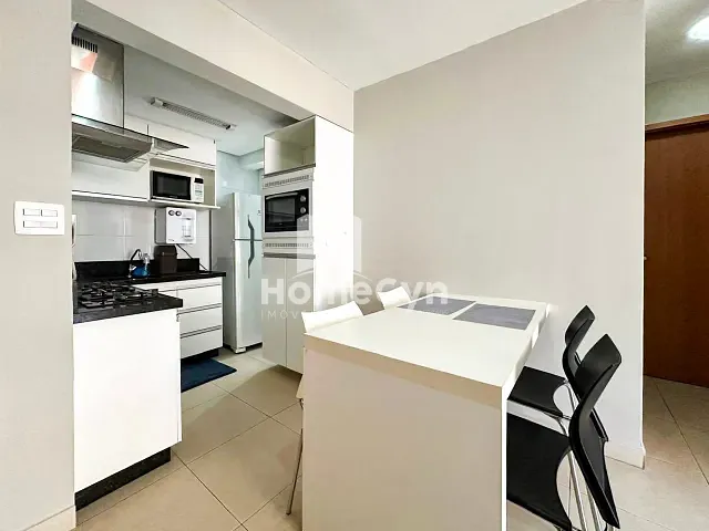 Apartamento 2 quartos e 2 banheiros, para alugar, no bairro Setor Bueno em Goiânia