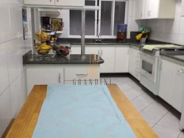 Apartamento 3 quartos e 2 banheiros, à venda, no bairro Vila Pires em Santo André