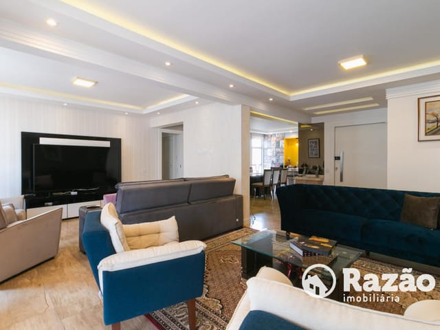 Apartamento 3 quartos e 4 banheiros, à venda, no bairro Batel em Curitiba