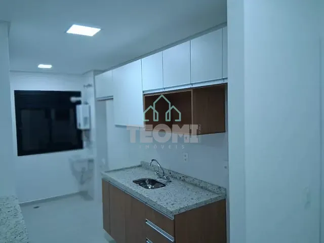 Apartamento 2 quartos e 2 banheiros, para alugar, no bairro Jardim das Nações em Taubaté