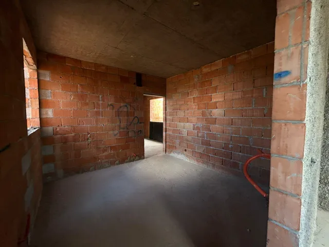 Apartamento 2 quartos e 1 banheiro, à venda, no bairro Parque Xangri-Lá em Contagem