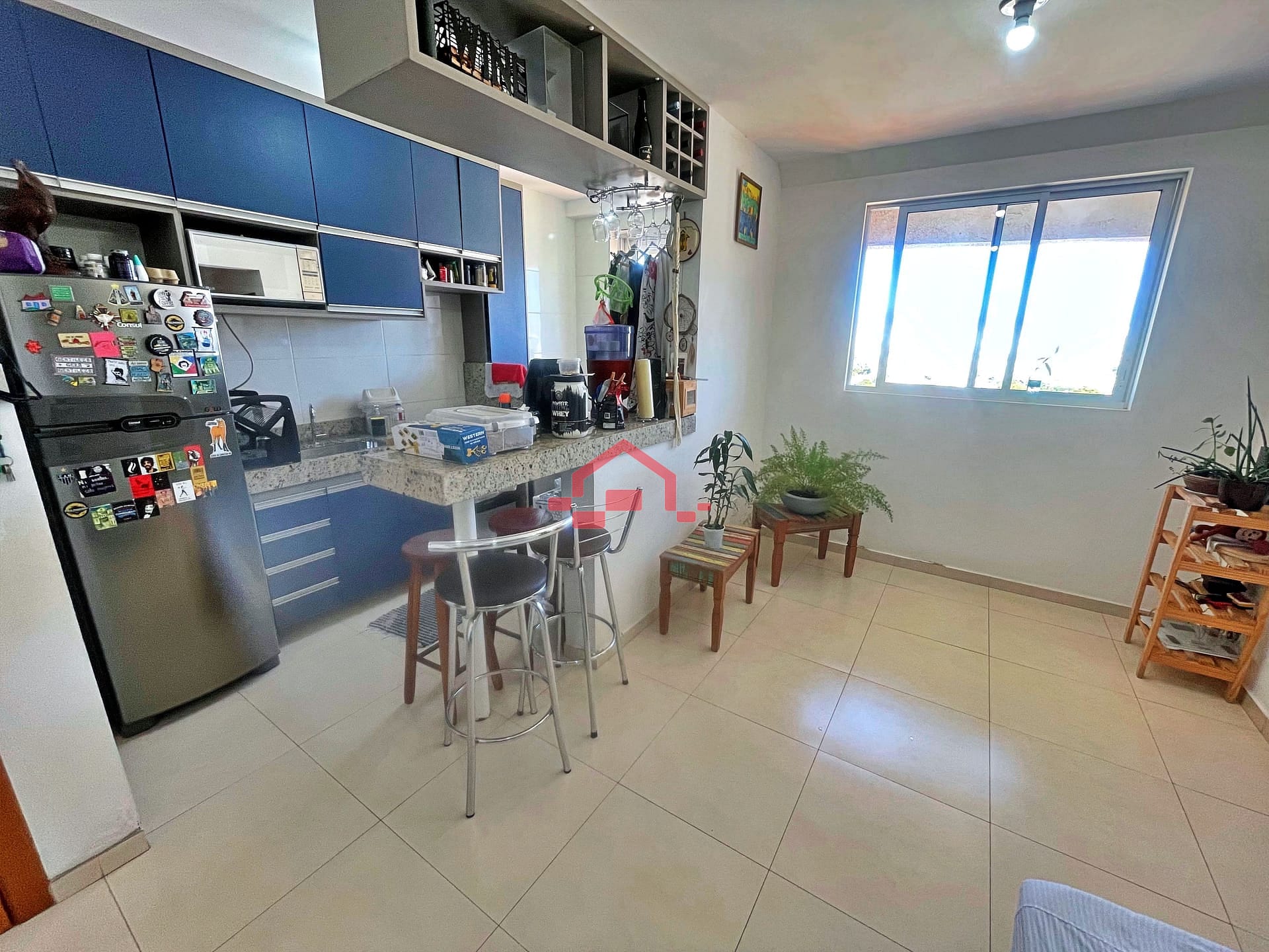 Apartamento à venda com 2 quartos, 60m² - Foto 2