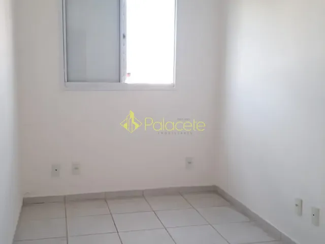 Apartamento 3 quartos e 1 banheiro, à venda, no bairro Parque das Palmeiras em Pindamonhangaba