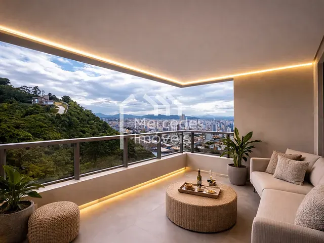 Apartamento com 105m² 3 quartos e 2 banheiros, à venda, no bairro Centro em Itajaí