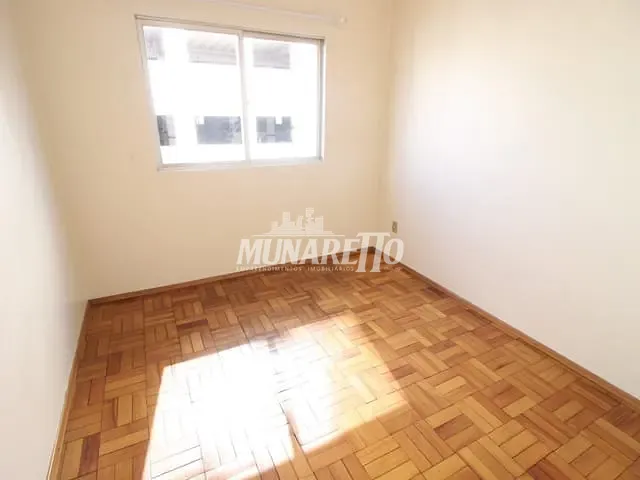 Apartamento com 100m² 3 quartos e 1 banheiro, à venda, no bairro Centro em Concórdia