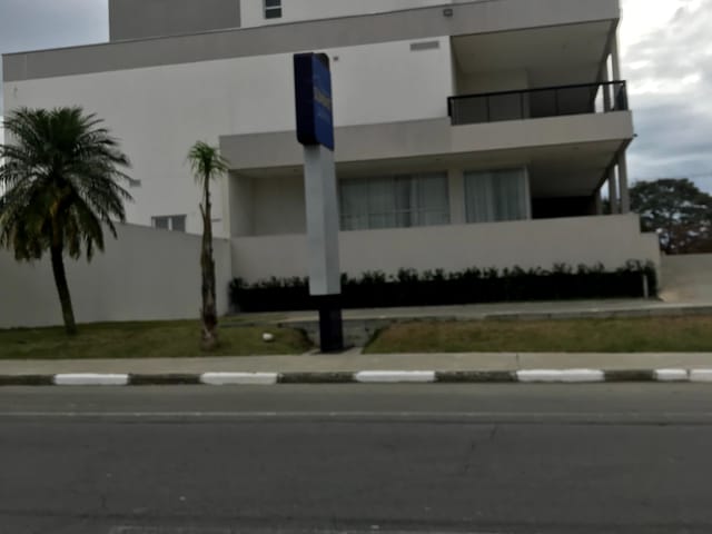 Apartamento com 54728m² 1 quarto e 1 banheiro, à venda, no bairro Chácara Galega em Pindamonhangaba