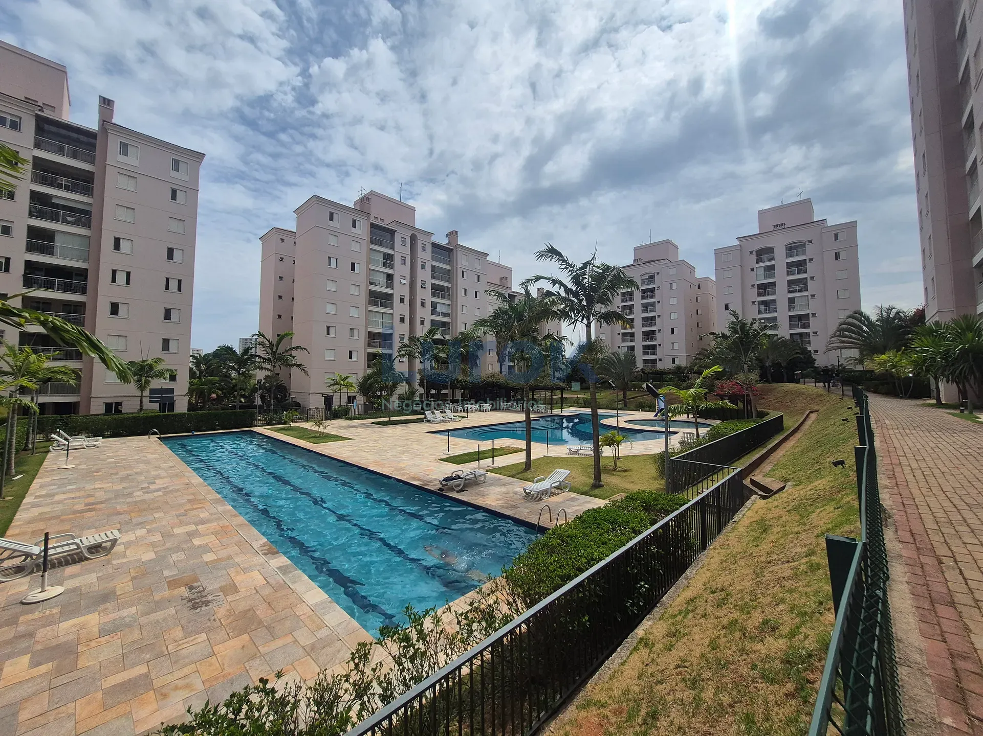 Apartamento, 3 quartos, 77 m² - Foto 1