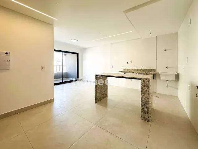 Apartamento 2 quartos e 2 banheiros, para alugar, no bairro Setor Oeste em Goiânia