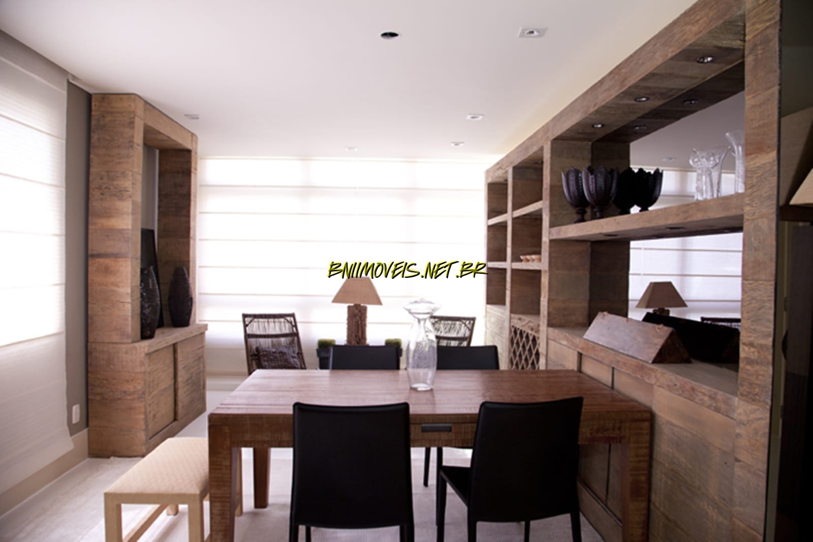 Apartamento, 3 quartos, 250 m² - Foto 1