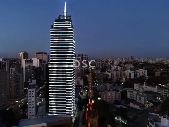 Apartamento com 308m² 3 quartos e 1 banheiro, à venda, no bairro Champagnat em Curitiba