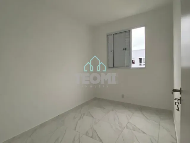 Apartamento 2 quartos e 1 banheiro, à venda, no bairro Jardim dos Estados em Taubaté