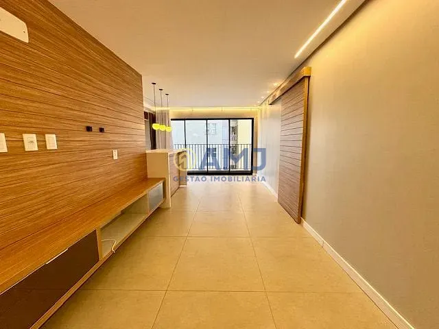 Apartamento 2 quartos e 2 banheiros, à venda, no bairro Setor Marista em Goiânia