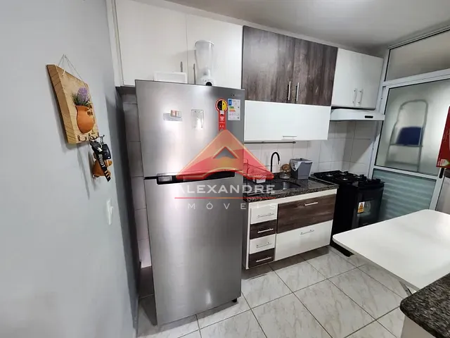 Apartamento com 99m² 3 quartos e 1 banheiro, à venda, no bairro Vila Sanches em São José dos Campos