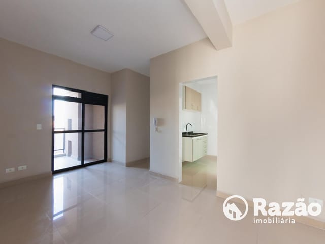 Apartamento 2 quartos e 1 banheiro, à venda, no bairro Cajuru em Curitiba