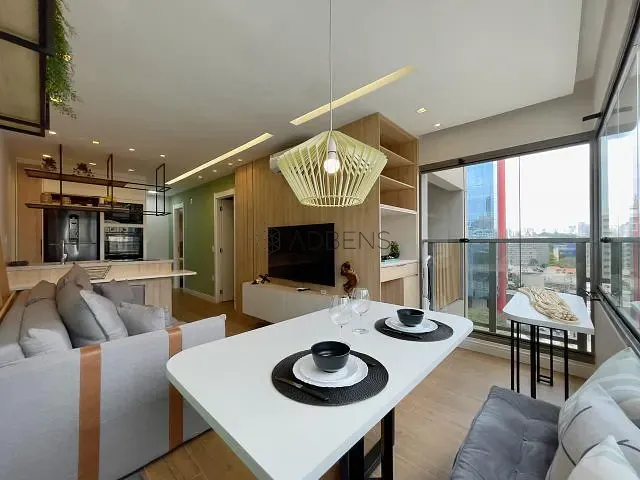 Apartamento 1 quarto e 2 banheiros, à venda, no bairro Itaim Bibi em São Paulo