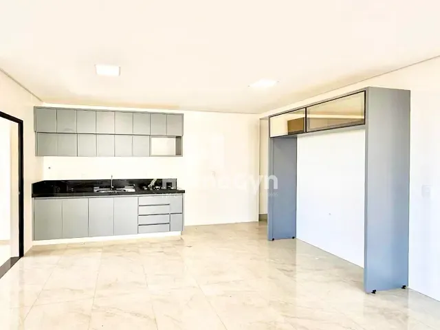 Apartamento 4 quartos e 5 banheiros, para alugar, no bairro Jardim Goiás em Goiânia
