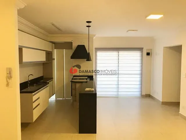 Apartamento 2 quartos e 1 banheiro, para alugar, no bairro Campestre em Santo André
