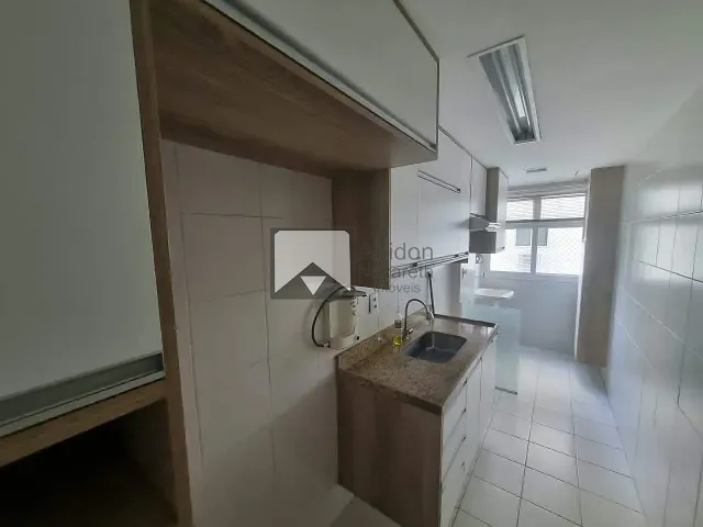 Apartamento 2 quartos e 1 banheiro, para alugar, no bairro Centro em Niterói