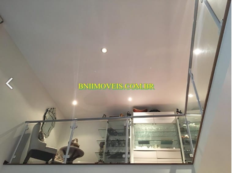 Apartamento para alugar com 4 quartos, 220m² - Foto 13