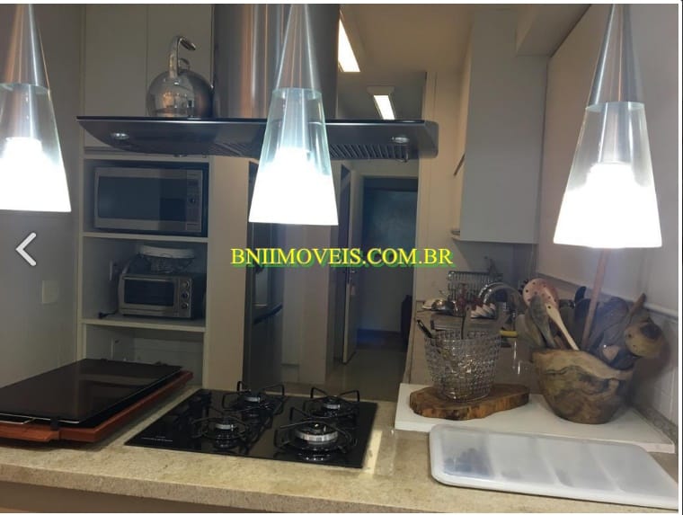 Apartamento para alugar com 4 quartos, 220m² - Foto 7