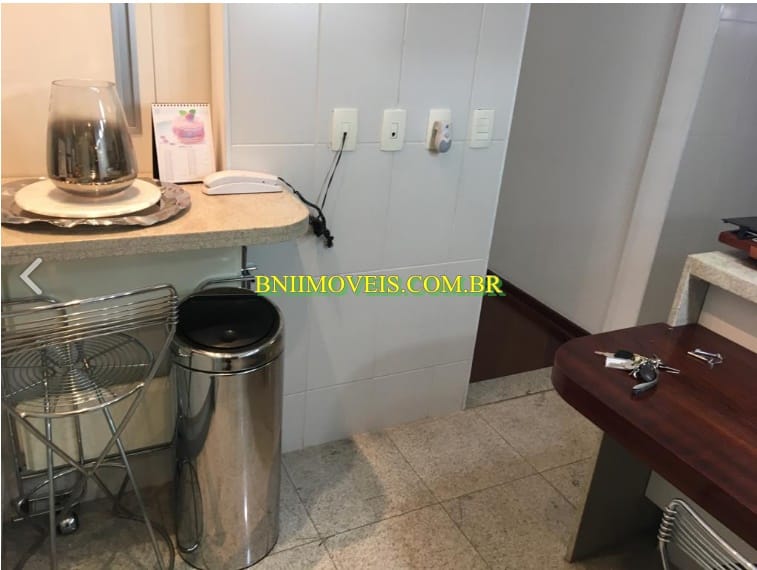 Apartamento para alugar com 4 quartos, 220m² - Foto 9