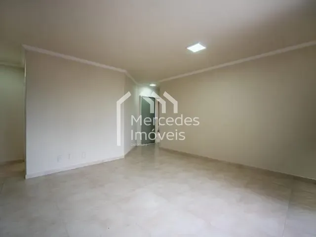 Apartamento com 98m² 3 quartos e 2 banheiros, à venda, no bairro Centro em Itajaí