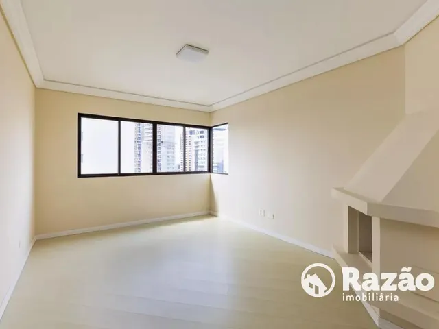 Apartamento 4 quartos e 5 banheiros, para alugar, no bairro Mossunguê em Curitiba