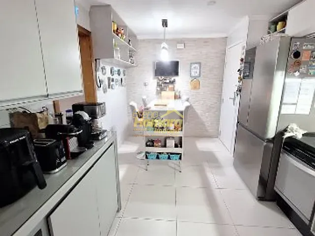 Apartamento 3 quartos e 3 banheiros, à venda, no bairro Santa Cecília em São Paulo
