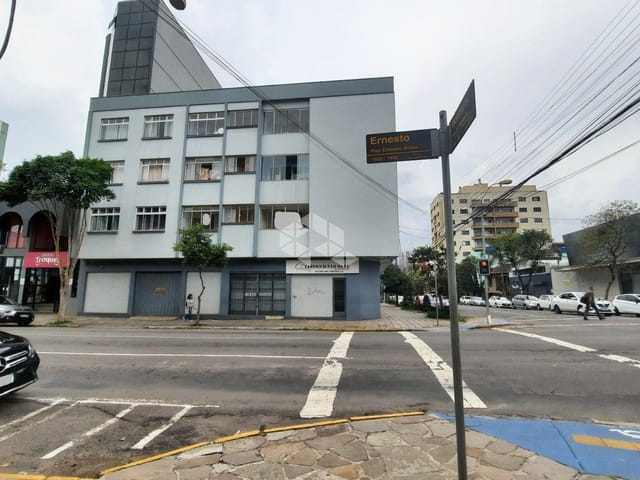 Apartamento com 162m² 3 quartos e 2 banheiros, à venda, no bairro Madureira em Caxias do Sul