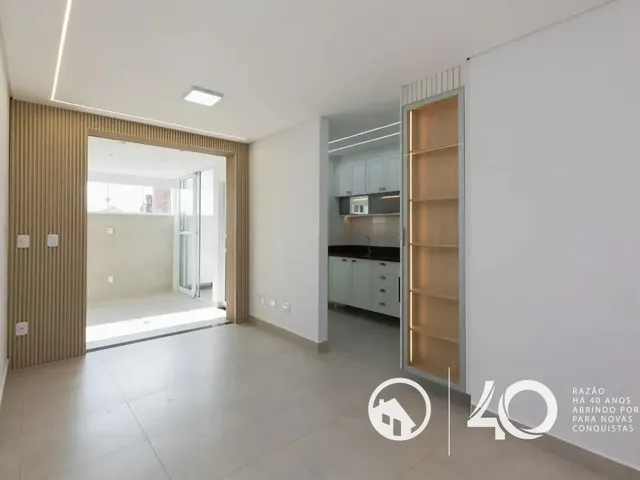 Apartamento 2 quartos e 2 banheiros, para alugar, no bairro Bacacheri em Curitiba