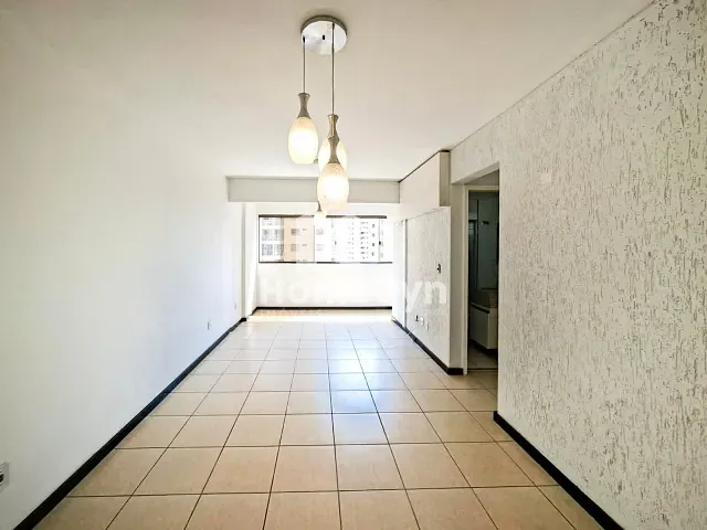 Apartamento com 76m² 3 quartos e 2 banheiros, para alugar, no bairro Alto da Glória em Goiânia