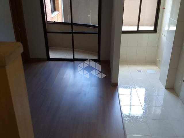 Apartamento 1 quarto e 1 banheiro, à venda, no bairro Pio X em Caxias do Sul