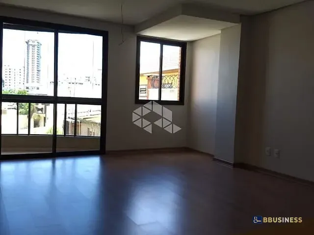 Apartamento 1 quarto e 1 banheiro, à venda, no bairro Pio X em Caxias do Sul